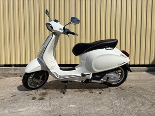 2016 Vespa Sprint, белый, 400000 рублей, вид 1