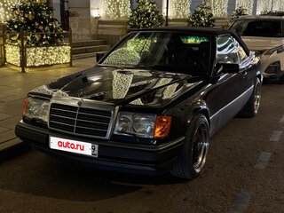 1993 Mercedes-Benz W124 300, чёрный, 2200000 рублей, вид 1