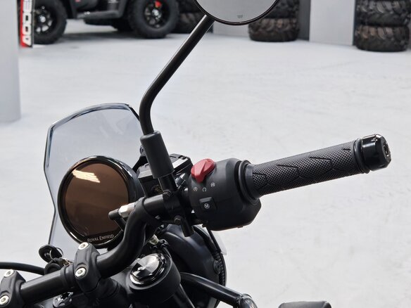 2025 Royal Enfield Himalayan, чёрный - вид 9