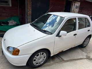 1998 Toyota Starlet V (P90), белый, 300000 рублей, вид 5