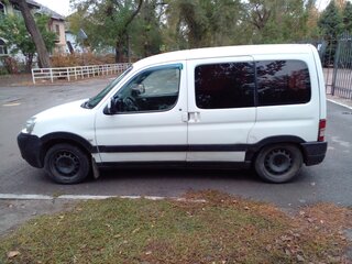 2010 Peugeot Partner I Рестайлинг, белый, 540000 рублей, вид 4