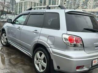 2004 Mitsubishi Outlander I, серебристый, 700000 рублей, вид 5