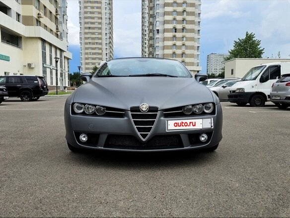 2007 Alfa Romeo Spider III, серый, 1600000 рублей