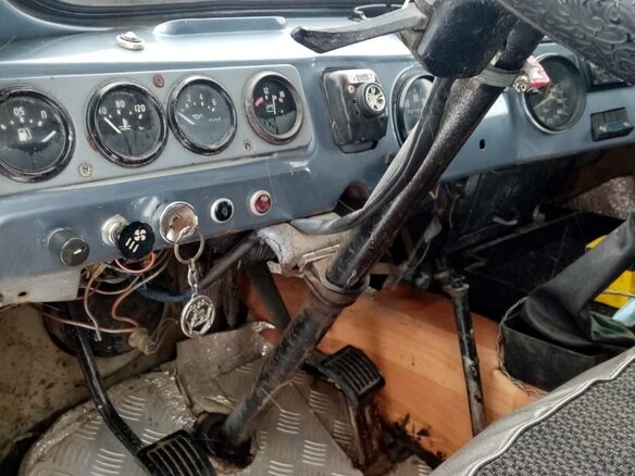 1994 УАЗ 2206, серебристый, 800000 рублей - вид 18