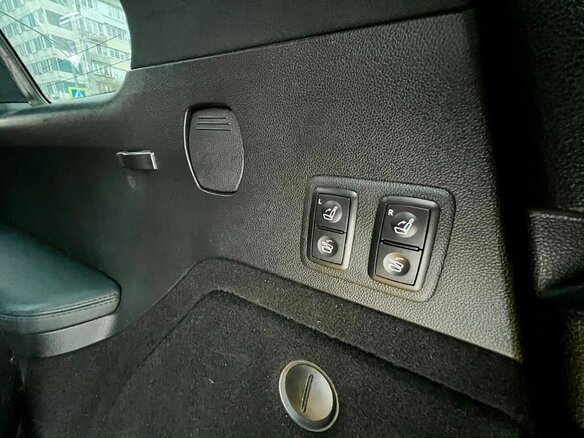 2011 Mercedes-Benz GL-Класс 500 I (X164) Рестайлинг, чёрный, 1650000 рублей - вид 17