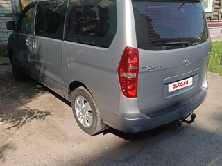 2014 Hyundai Grand Starex I, серый, 2200000 рублей, вид 3