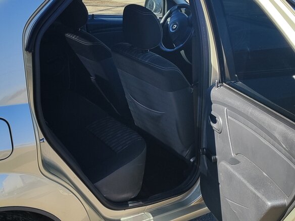 2013 Renault Logan I Рестайлинг, бежевый, 420000 рублей - вид 12