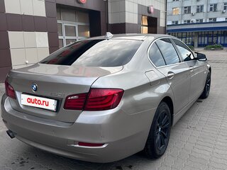 2013 BMW 5 серии 520i VI (F10/F11/F07), бежевый, 1850000 рублей, вид 5