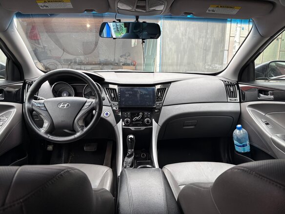 2010 Hyundai Sonata VI (YF), синий, 950000 рублей - вид 4
