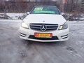 2011 Mercedes-Benz C-Класс 180 BlueEFFICIENCY III (W204) Рестайлинг, белый - вид 1