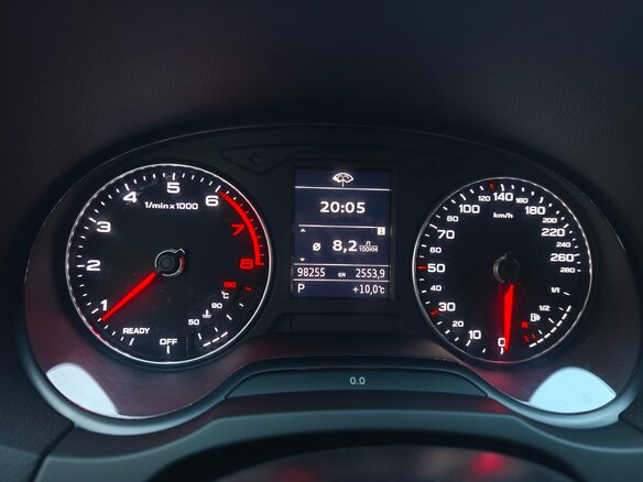 2017 Audi A3 III (8V) Рестайлинг, белый, 1750000 рублей - вид 16