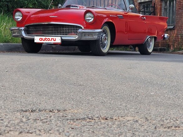 1957 Ford Thunderbird I, красный - вид 20