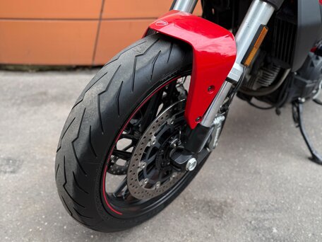 2019 Ducati Monster 797, красный, 690000 рублей, вид 4