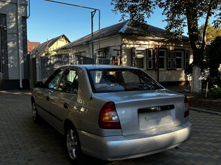 2002 Hyundai Accent II, серебристый, 235000 рублей, вид 2