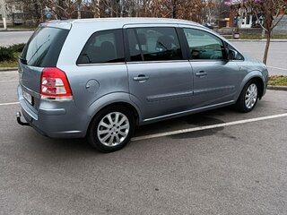 2009 Opel Zafira B Рестайлинг, серый, 990000 рублей, вид 2
