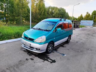 2001 Nissan Serena II (C24), зелёный, 695000 рублей, вид 1