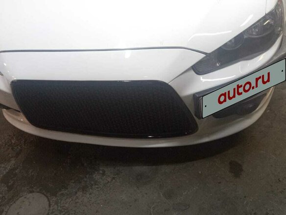 2012 Mitsubishi Lancer X Рестайлинг, белый, 750000 рублей - вид 6