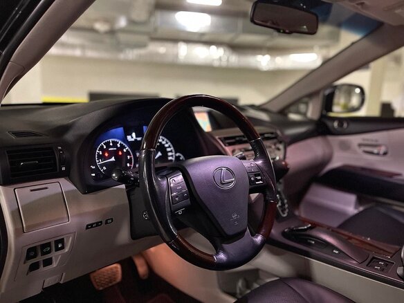 2010 Lexus RX 350 III, чёрный - вид 4