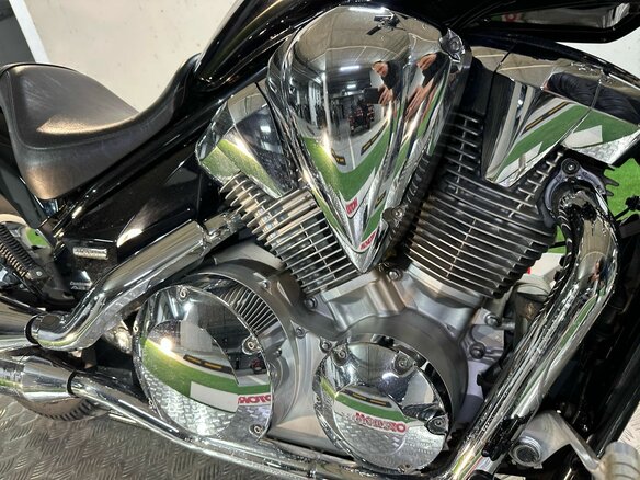 2010 Honda VT 1300CS Sabre, чёрный - вид 7