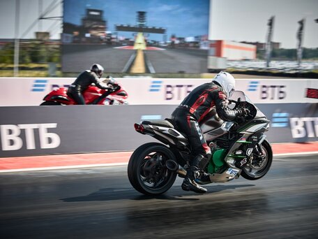 2020 Kawasaki Ninja H2 SX, серый, 4000000 рублей, вид 5