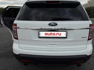2013 Ford Explorer V, белый, 1600000 рублей, вид 3