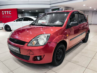 2008 Ford Fiesta Mk5, красный, 250000 рублей, вид 1