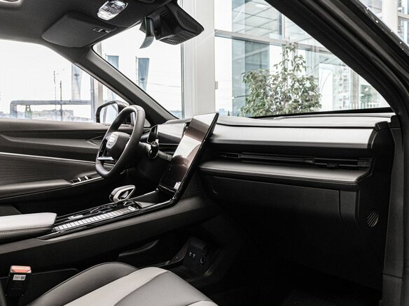 2026 Geely Cityray, серый, 3344990 рублей - вид 10