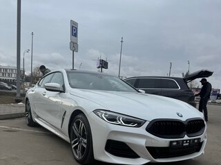 2022 BMW 8 серии Gran Coupe 840i xDrive II (G14/G15/G16) Рестайлинг, белый, 8299999 рублей, вид 3