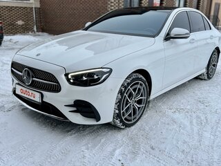 2021 Mercedes-Benz E-Класс 200 V (W213, S213, C238) Рестайлинг, белый, 6000000 рублей, вид 1