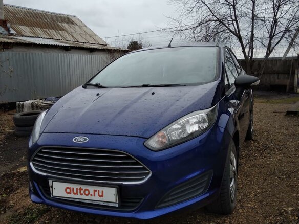 2016 Ford Fiesta Mk6 Рестайлинг, синий, 960000 рублей