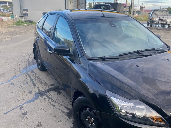 2009 Ford Focus II Рестайлинг, чёрный, 650000 рублей - вид 3