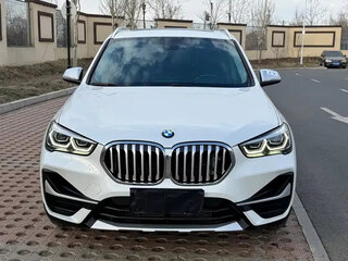 2022 BMW X1 Long 20Li sDrive II (F48) Рестайлинг, белый, 2250000 рублей, вид 3