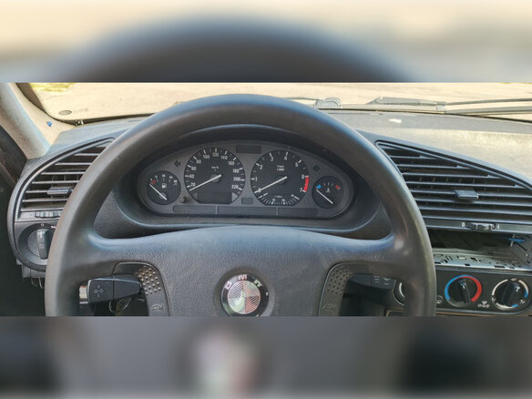 1993 BMW 3 серии 316i III (E36), серебристый, 295000 рублей - вид 12