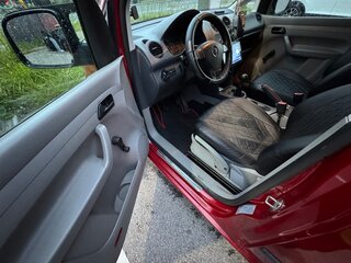 2008 Volkswagen Caddy Maxi III, красный, 1000000 рублей, вид 5