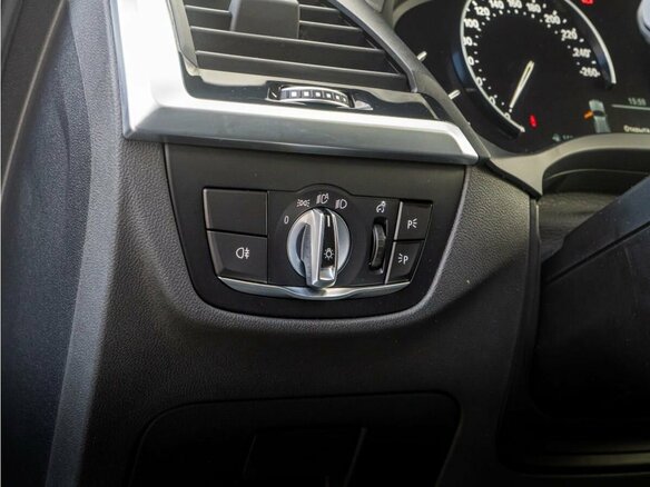 2018 BMW X3 20i xDrive III (G01), синий - вид 19