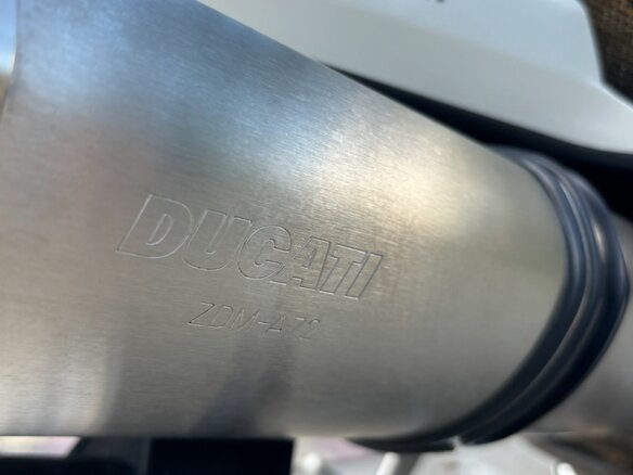 2009 Ducati 848, белый, 699000 рублей - вид 5