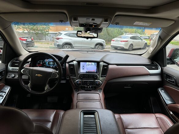 2018 Chevrolet Tahoe IV, красный, 3700000 рублей - вид 23