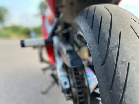 1999 Honda CBR 600F, красный, 330000 рублей, вид 3