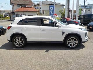 2019 Mitsubishi RVR III Рестайлинг 3, белый, 1230000 рублей, вид 3