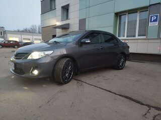 2011 Toyota Corolla X (E140, E150) Рестайлинг, серый, 1000000 рублей, вид 3