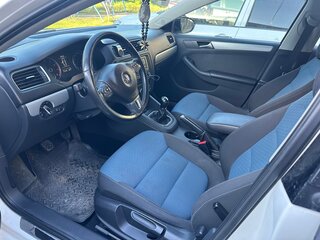 2013 Volkswagen Jetta VI, белый, 900000 рублей, вид 4
