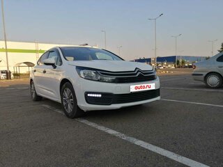 2016 Citroen C4 II Рестайлинг, белый, 680000 рублей, вид 3