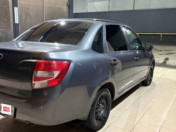 2015 Lada (ВАЗ) Granta I, серебристый, 450000 рублей - вид 2