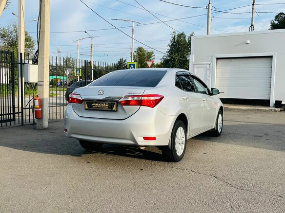 2014 Toyota Corolla XI (E160, E170, E180), серебристый - вид 6