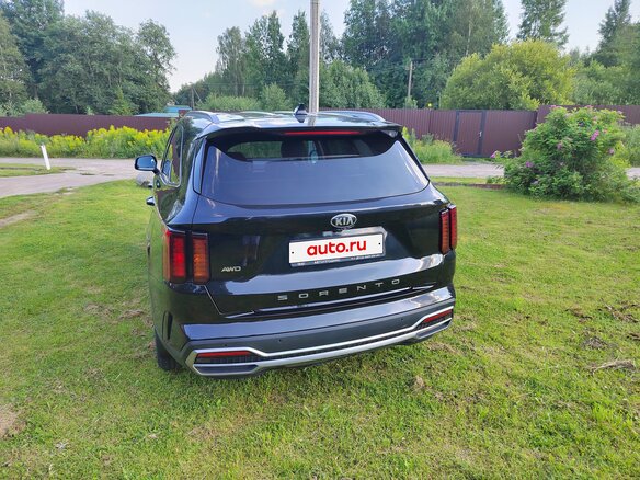 2021 Kia Sorento IV, чёрный, 3650000 рублей - вид 1