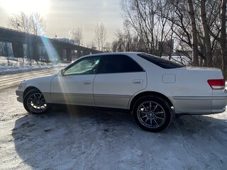 1996 Toyota Mark II VIII (X100), белый, 740000 рублей, вид 4