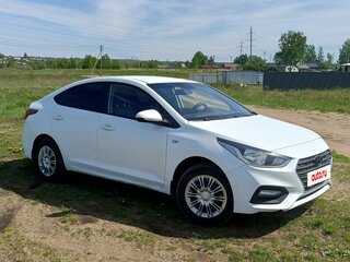 2017 Hyundai Solaris II, белый, 780000 рублей, вид 5