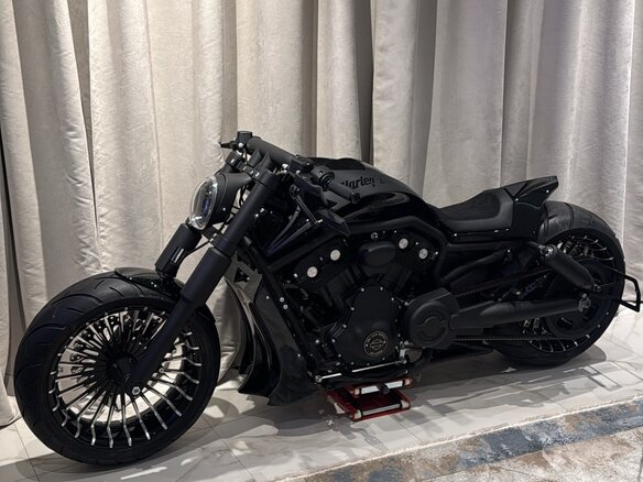 2025 Harley-Davidson V-Rod, чёрный, 2200000 рублей