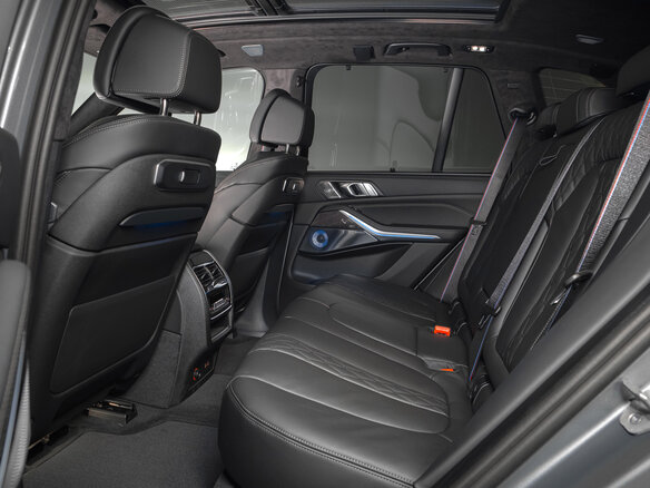 2024 BMW X5 40d IV (G05/G18) Рестайлинг, серый - вид 20