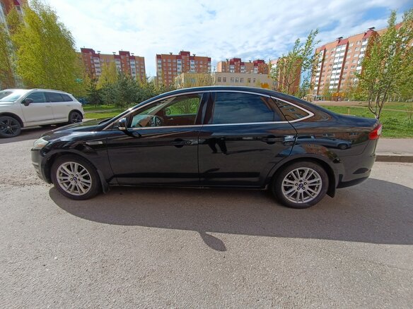 2012 Ford Mondeo IV Рестайлинг, чёрный, 950000 рублей - вид 3